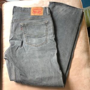 Men’s Levi’s 569’s
